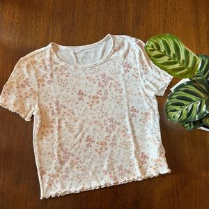 AE Floral Cropped Lettuce Sleeve Top Sz M